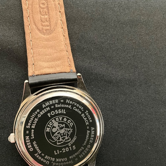 Fossil Disney Donald Duck Watch Women Silver Tone Mood Changing Dial - Picture 4 of 15